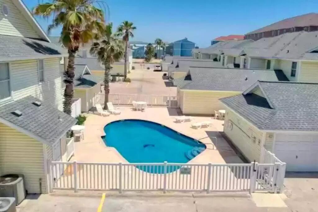 Spacious Home, Short Walk To Beach, Heated Pool! Corpus Christi Exteriér fotografie
